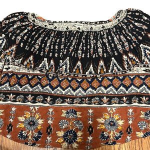 🌿Billabong long sleeved women’s medium off the shoulder top🌿
